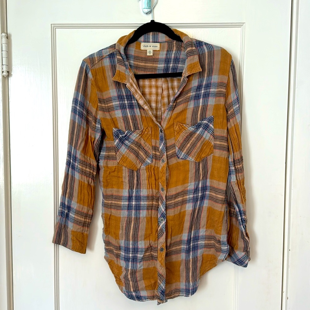 Cloth and Stone button down